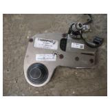 ENERPAC 1 1/2 IN DRIVE HYDRAULIC NUT RUNNER