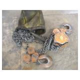 10 TON CHAIN HOIST W/ 10FT LIFT CAPACITY