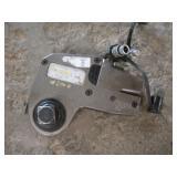 ENERPAC 1 1/2 IN DRIVE HYDRAULIC NUT RUNNER
