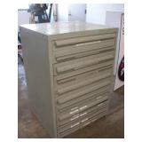 10 DRAWER INDUSTRIAL TOOL CHEST 30X29X45