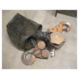 10 TON CHAIN HOIST W/ 10FT LIFT CAPACITY