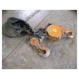 5 TON CHAIN HOIST W/ 10FT LIFT CAPACITY
