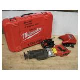 MILWAUKEE 28V CORDLESS SAWSALL W/ KEYLESS --
