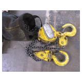 10 TON CHAIN HOIST W/ 10FT LIFT CAPACITY