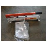 NEW POWER TEAM SPX MODEL B HYDRAULIC--