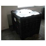 ORBIS COLLAPSABLE PLASTIC CRATE W/ LID