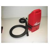 MILWAUKEE PRO-VAC COMPACT MINI SHOP VAC
