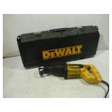 DEWLAT SAWSALL W/ CASE