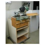 HITACHI 8 1/2IN COMPOUND SLIDING MITER SAW W/