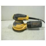 DEWALT PALM SANDER