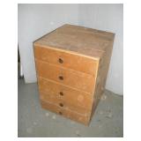 WOODWORKING TOOL CABINET 18X19X25