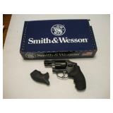 SMITH  & WESSON 'AIRWEIGHT' .38 S&W SPECIAL PISTOL