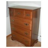 MOOSE HEAD MAPLE CHEST OF DRAWERS 31X18X43