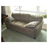 SMITH BROTHERS 3 CUSHION SOFA 82X38X35