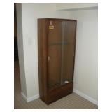 GLASS FRONT 8 GUN CABINET 29X13X65