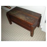 CEDAR CHEST 37X19X21