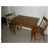 PINE TABLE W/ OAK CHAIRS TABLE SIZE 40X26X30