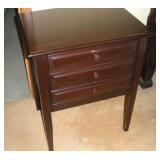3 DRAWER PINE END TABLE 24X18X30