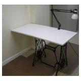SINGER SEWING MACHINE BASE 48X24X29