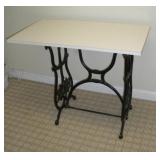 DOMESTIC SEWING MACHINE BASE TABLE 36X20X28