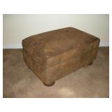 OTTOMAN 35X23X16