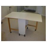 FOLD AWAY TABLE ON WHEELS 60X32X35