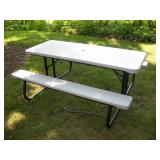 LIFETIME 6FT FOLDING PLASTIC PICNIC TABLE