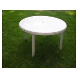 PLASTIC PATIO TABLE 46X29