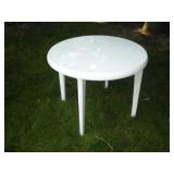 PLASTIC PATIO TABLE 39X30