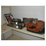 BAKEWARE CONTENTS OF SHELF