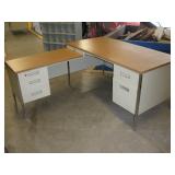 METAL FRAMED SPLIT LEVEL CORNER DESK
