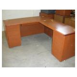 HON CORNER OFFICE DESK 78X66X30