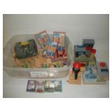 THOMAS THE TRAIN TRACKS & ACCESSORIES