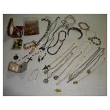 ASSORTED COSTUME JEWLERY