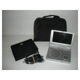 POLOROID PORTBALE DVD PLAYER WITH CASE