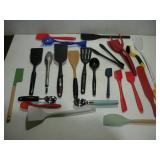 LIKE NEW KITCHEN UTENCILS