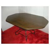 DINING ROOM TABLE 60 X 42 X 29IN