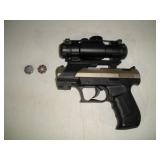 WALTHER P99 CO2 PELLET PISTOL W/ SCOPE & (2) CLIPS