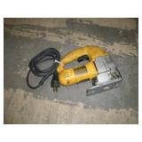 DEWALT SCROLL SAW W/ KEYLESS CHUCK