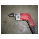 MILWAUKEE 1/2 IN DRILL