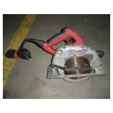 MILWAUKEE 7 1/4 IN CIRCULAR SAW