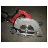 MILWAUKEE 7 1/4 IN CIRCULAR SW