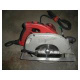 MILWAUKEE 7 1/4 IN CIRCULAR SAW