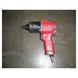 UNIVERSAL TOOL 1/2 IN DRIVE PNEUMATIC IMPACT GUN