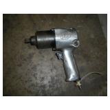 INGERSOLL RAND 1/2 IN DRIVE PNEUMATIC IMPACT GUN