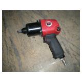 UNIVERSAL TOOL 1/2 IN DRIVE PNEUMATIC IMPACT GUN