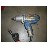 DEWALT 1/2 IN DRIVE IMPACT GUN