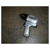 UNIVERSAL TOOL 1/2 IN DRIVE PNEUMATIC IMPACT GUN