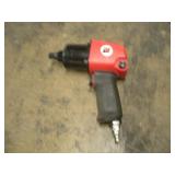 UNIVERSAL TOOL 1/2 IN DRIVE PNEUMATIC IMPACT GUN