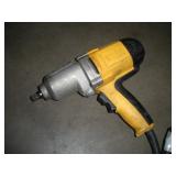 DEWALT 1/2 IN DRIVE IMPACT GUN